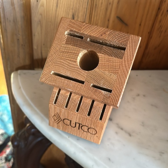 Cutco Knife Block - Picture 2 of 4